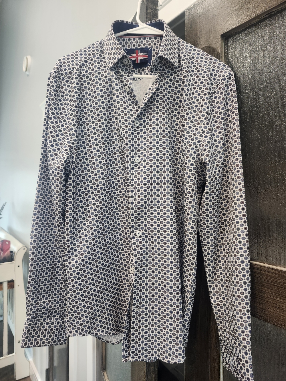 Men's Geometric Dot-Print Button-Down Shirt — Navy/White